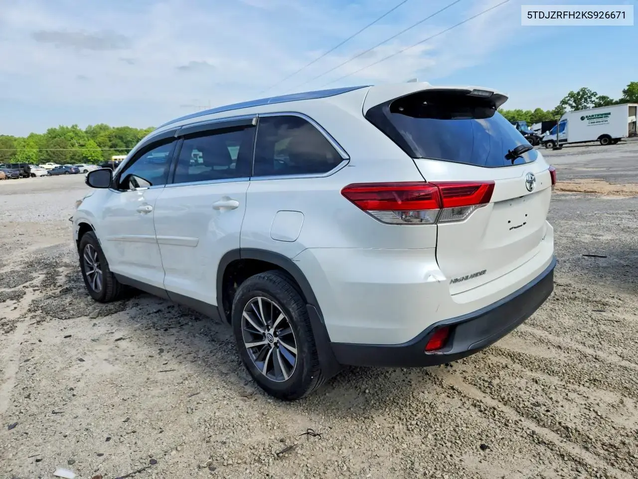 2019 Toyota Highlander XLE — 2
