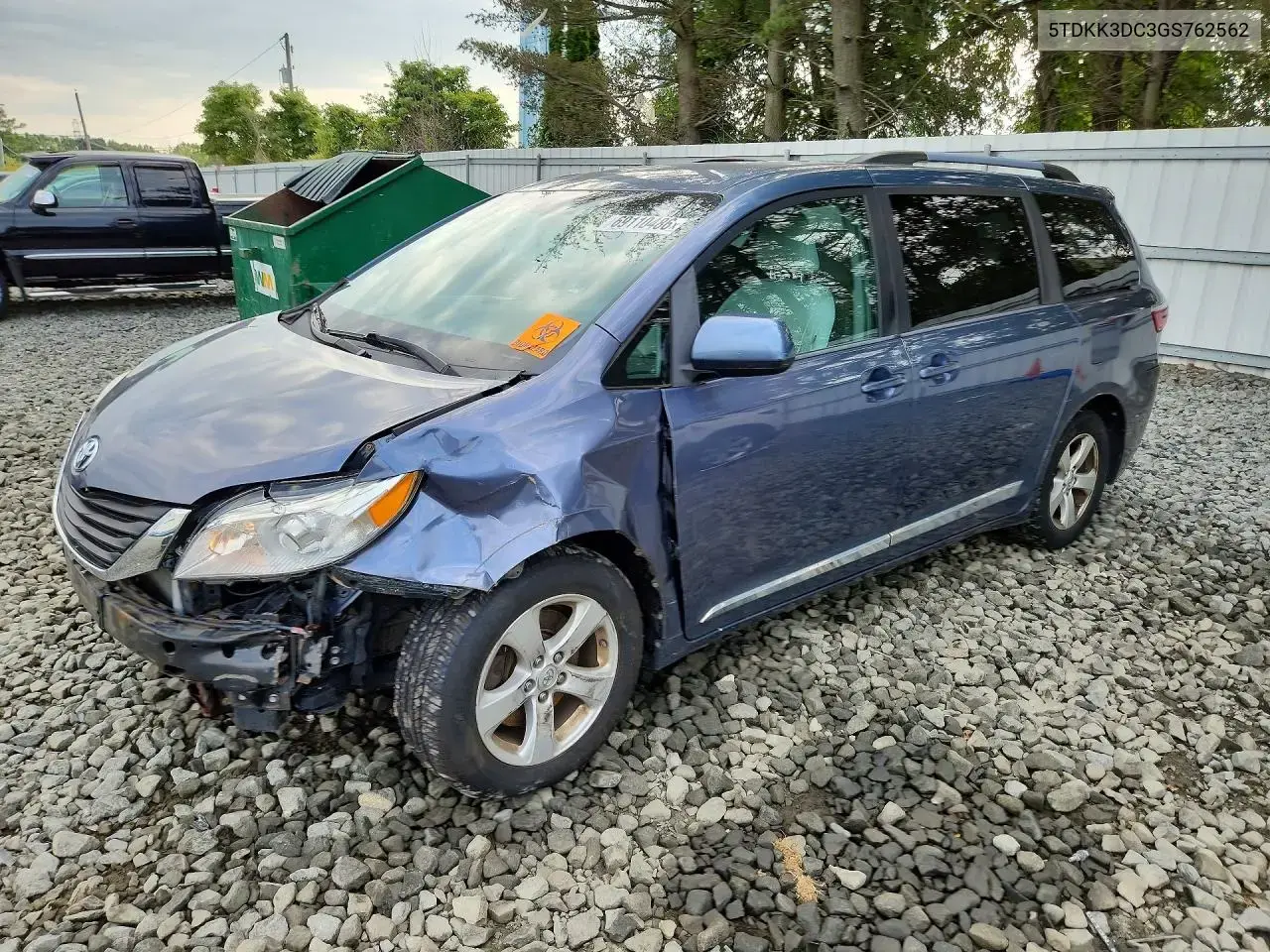 2016 Toyota Sienna LE