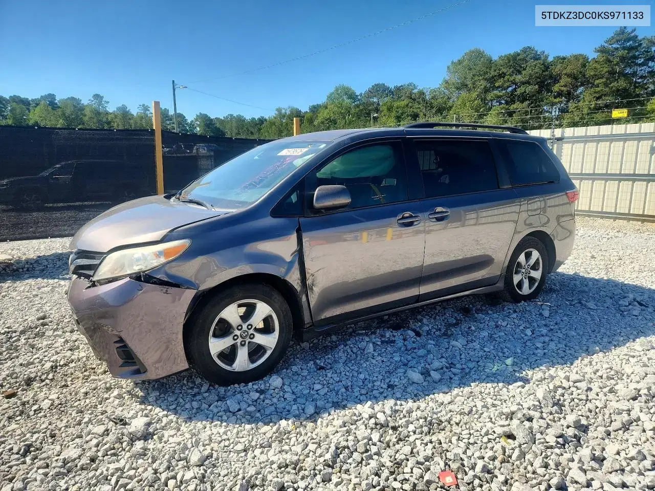 2019 Toyota Sienna LE
