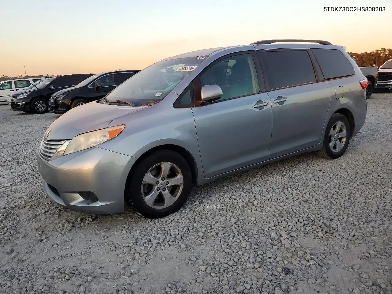 2017 Toyota Sienna LE