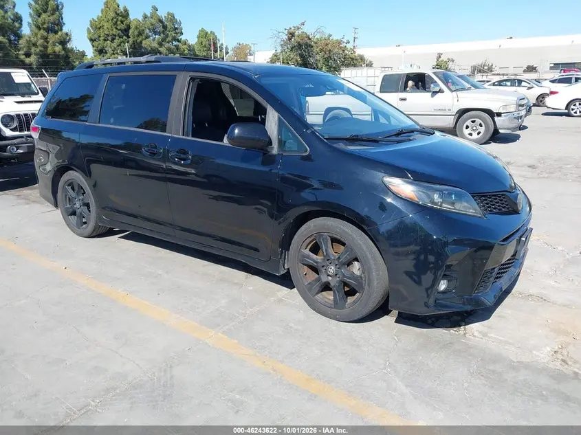 2020 Toyota Sienna SE