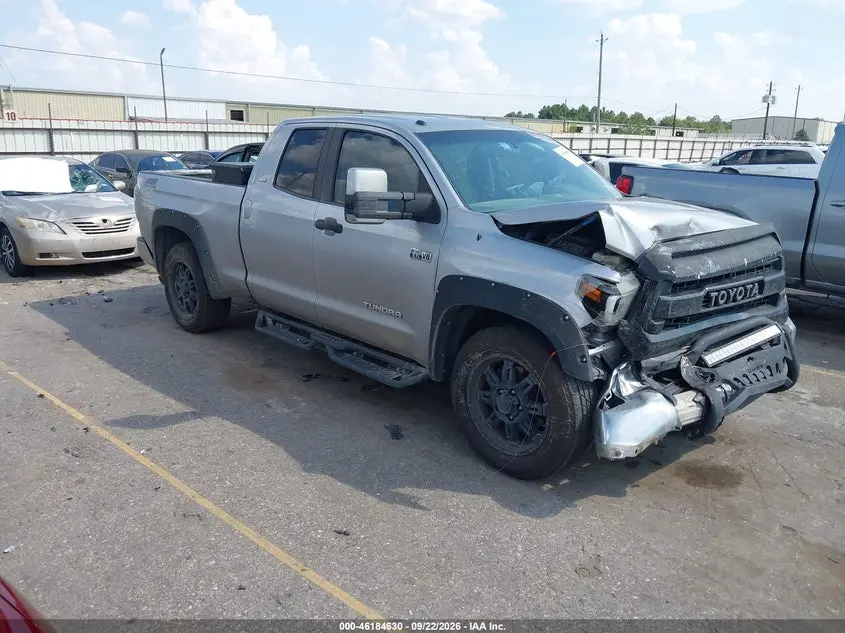 2016 Toyota Tundra SR5 5.7L V8