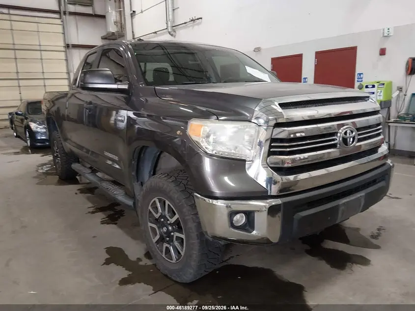 2017 Toyota Tundra SR5 5.7L V8