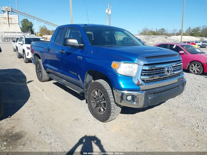 2017 Toyota Tundra SR5 5.7L V8