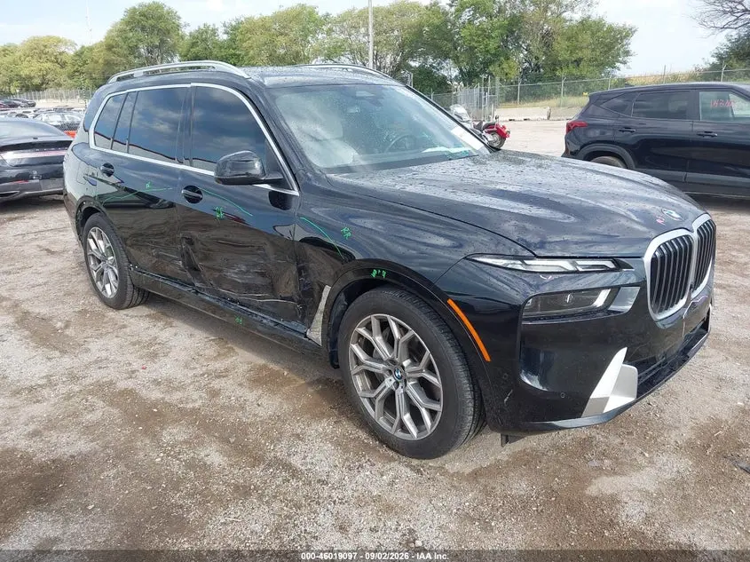 2025 BMW X7 xDrive40i