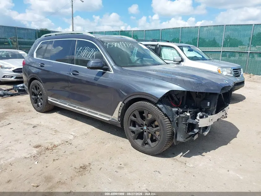 2019 BMW X7 xDrive50i