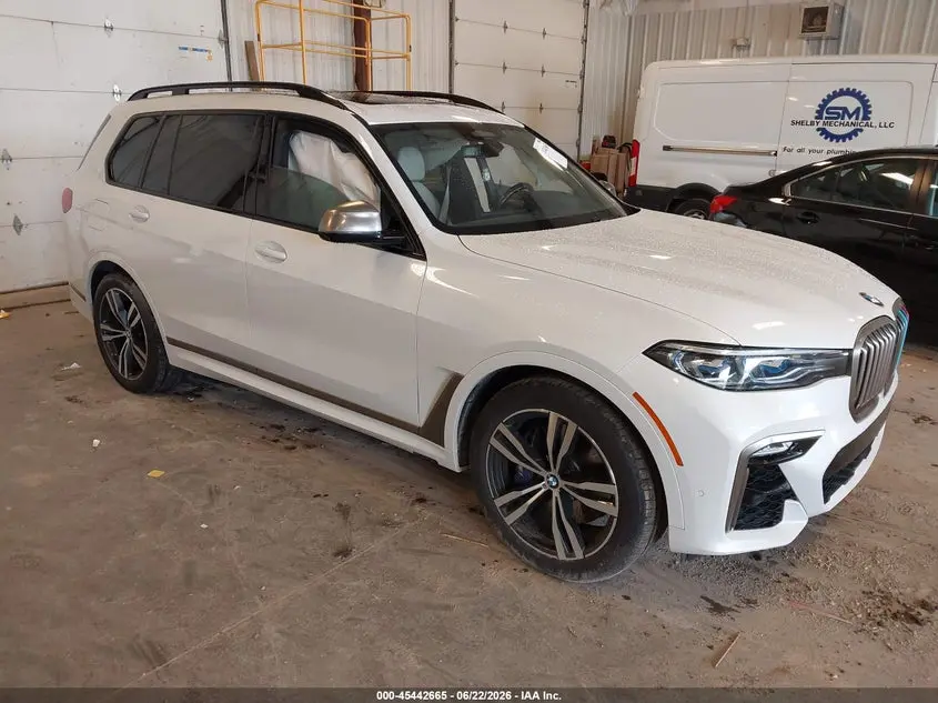 2022 BMW X7 M50I