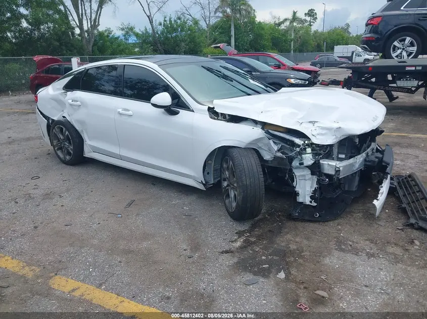 2023 Kia K5 EX