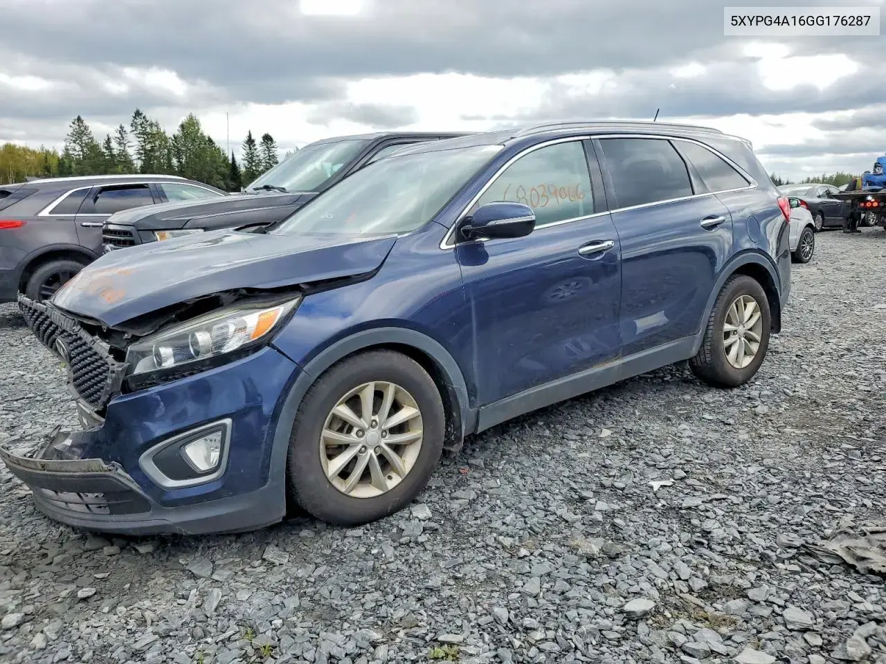 2016 Kia Sorento LX