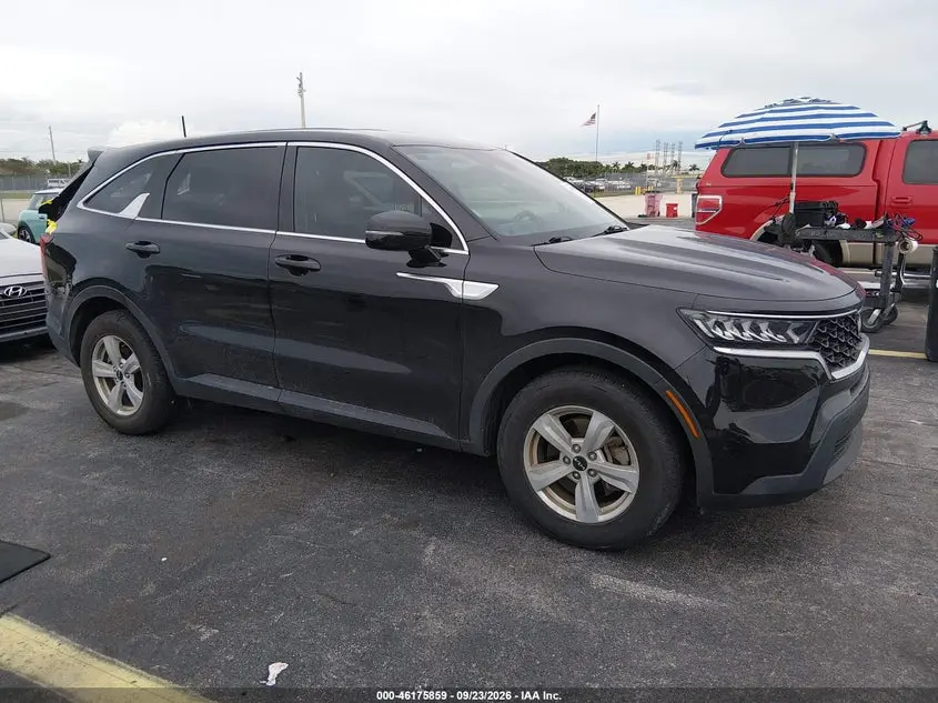 2023 Kia Sorento LX