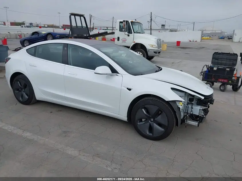 2018 Tesla Modelo 3 Long Range/Mid Range