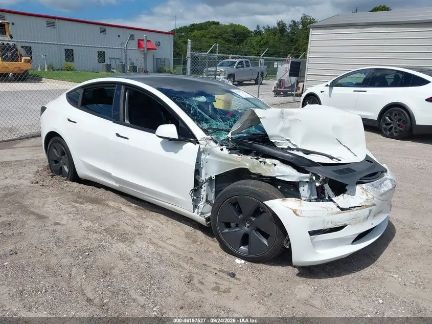 2022 Tesla Modelo 3 Rear-Wheel Drive