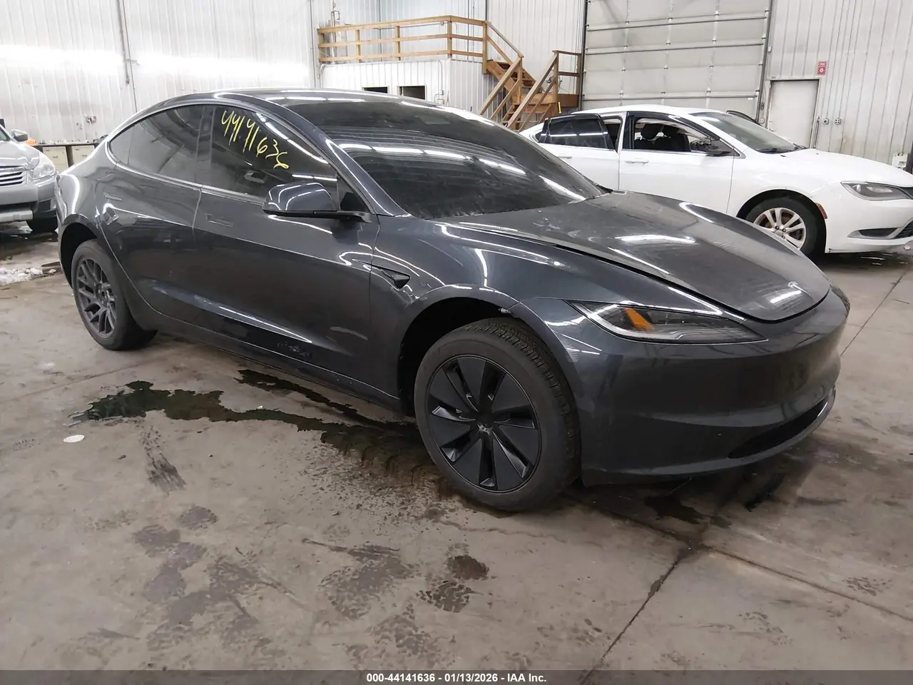 2025 Tesla Model 3 Long Range Rear-Wheel Drive/Standard Rear-Wheel Drive