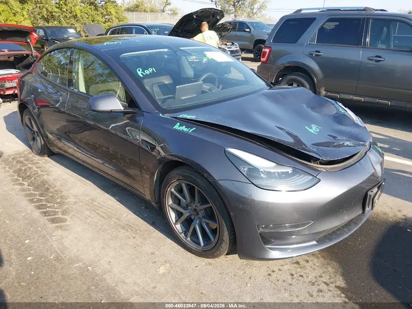 2022 Tesla Model 3 Long Range Dual Motor All-Wheel Drive