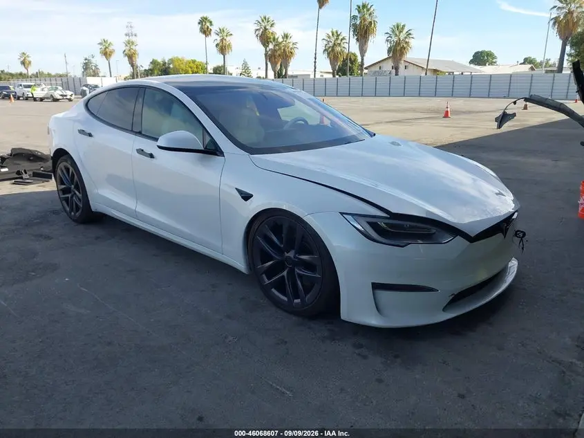 2022 Tesla Model S Plaid Tri Motor All-Wheel Drive