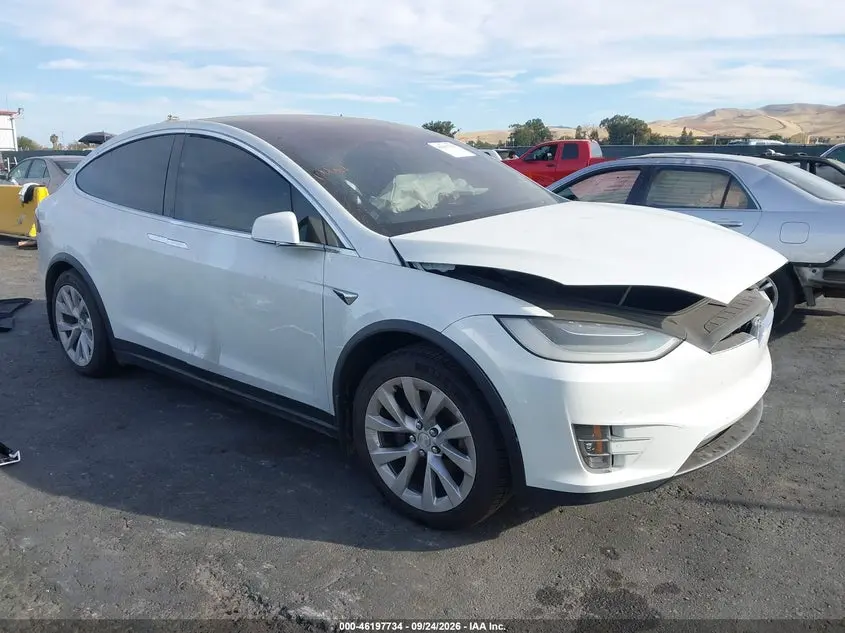 2020 Tesla Modelo X Long Range Dual Motor All-Wheel Drive/Long Range Plus Dual Motor All-Wheel Drive