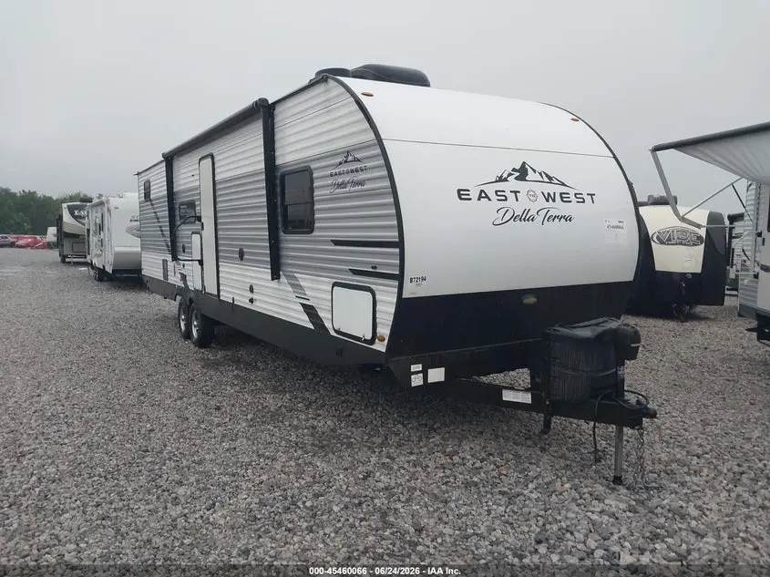 2022 East To West Della Terrace 291bh