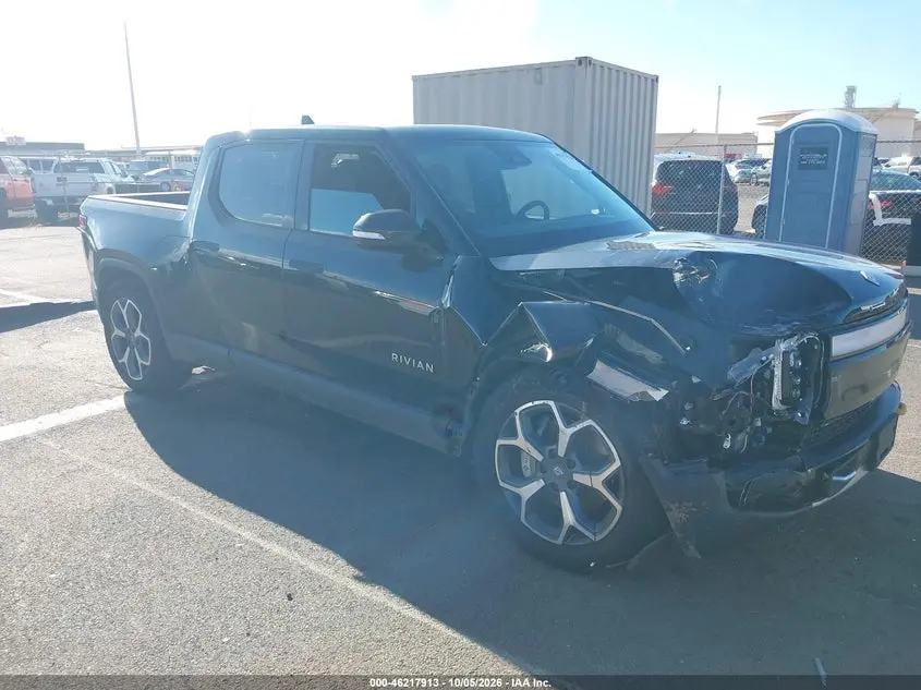 2024 Rivian R1T Adventure Dual Motor Large Pack/Adventure Dual Motor Perf Large Pack