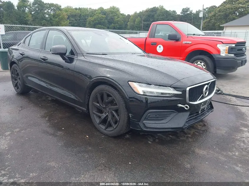 2020 Volvo S60 T5 Momentum