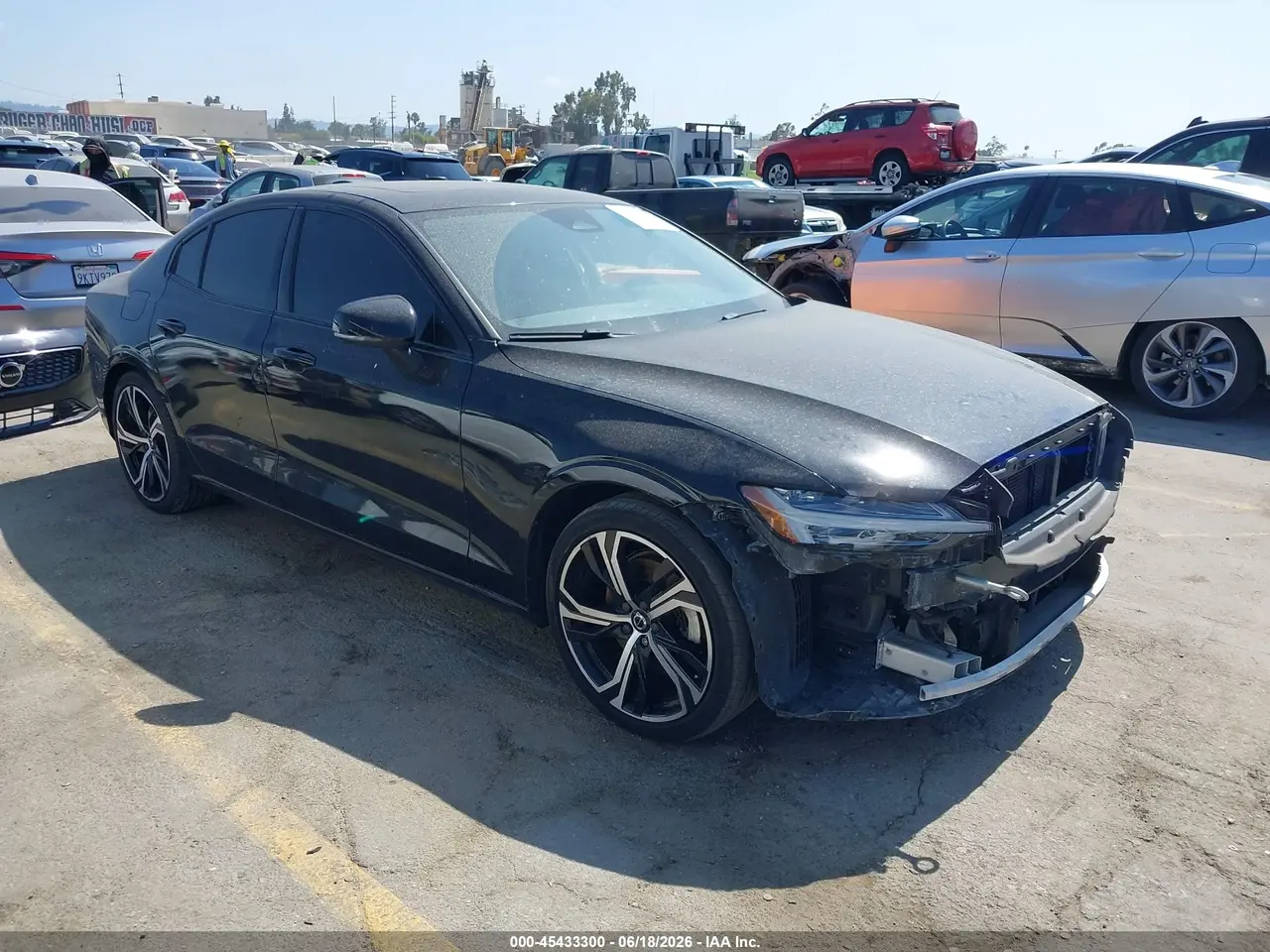 2024 Volvo S60 B5 Core Dark Theme