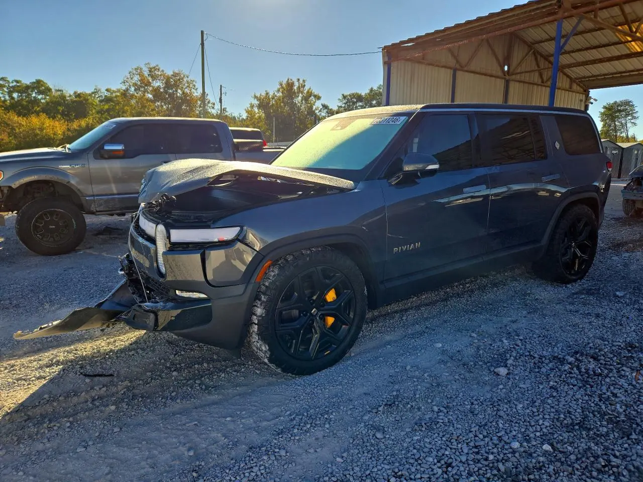 2023 Rivian R1S Adventure