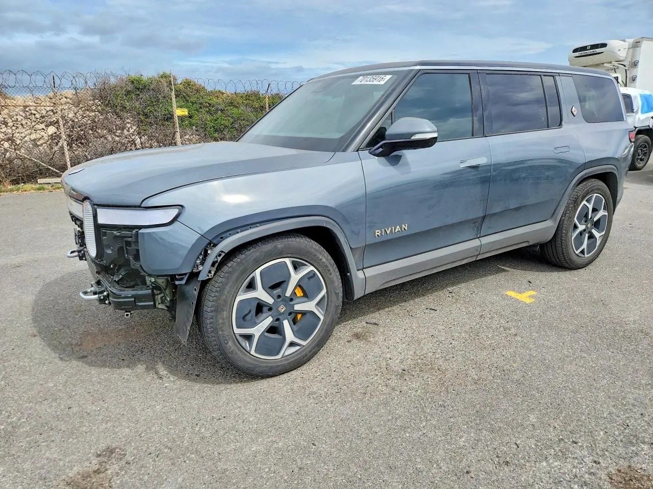 2024 Rivian R1S Adventure