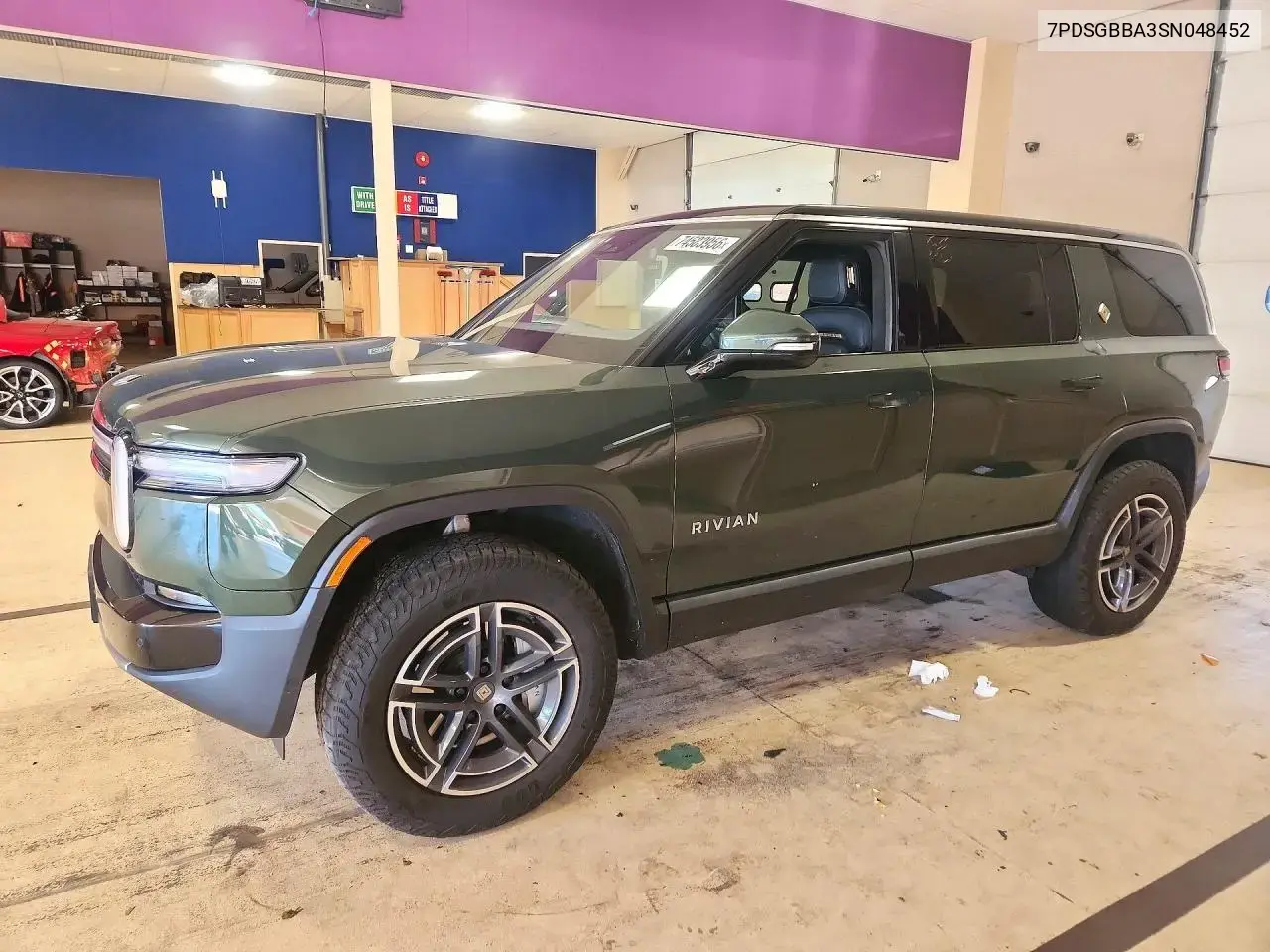 2025 Rivian R1S Adventure