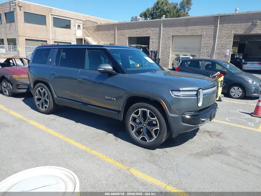 2025 Rivian R1S