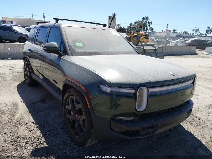 2025 Rivian R1S Adventure Dual Motor Large Pack/Adventure Dual Motor Max Pack