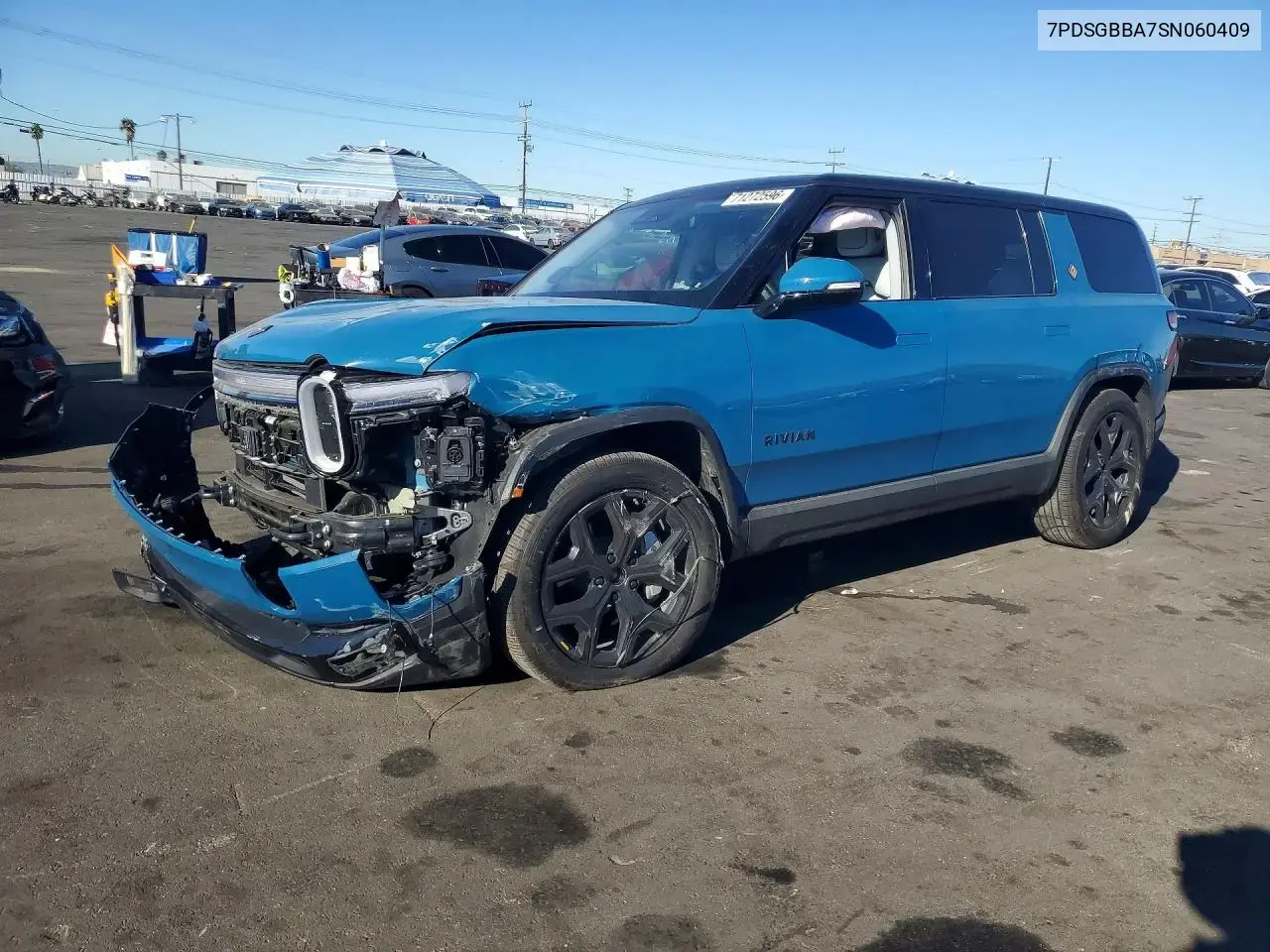 2025 Rivian R1S Adventure