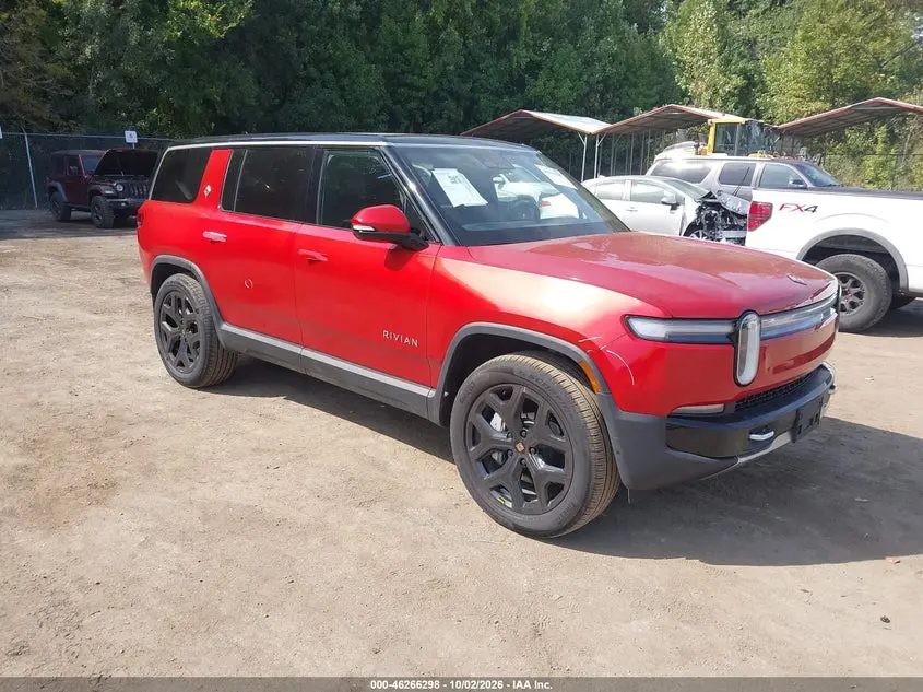 2025 Rivian R1S Adventure Dual Motor Large Pack/Adventure Dual Motor Max Pack
