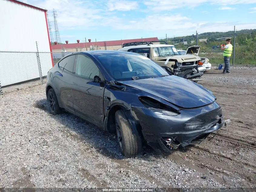 2025 Tesla Modelo Y Long Range Dual Motor All-Wheel Drive