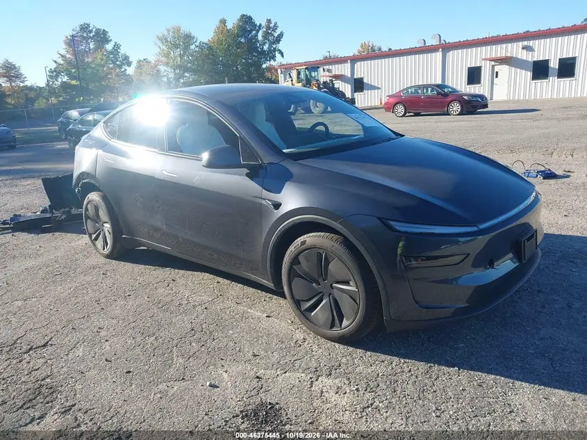 2026 Tesla Model Y All-Wheel Drive/Long Range Launch Series/Premium All-Wheel Drive