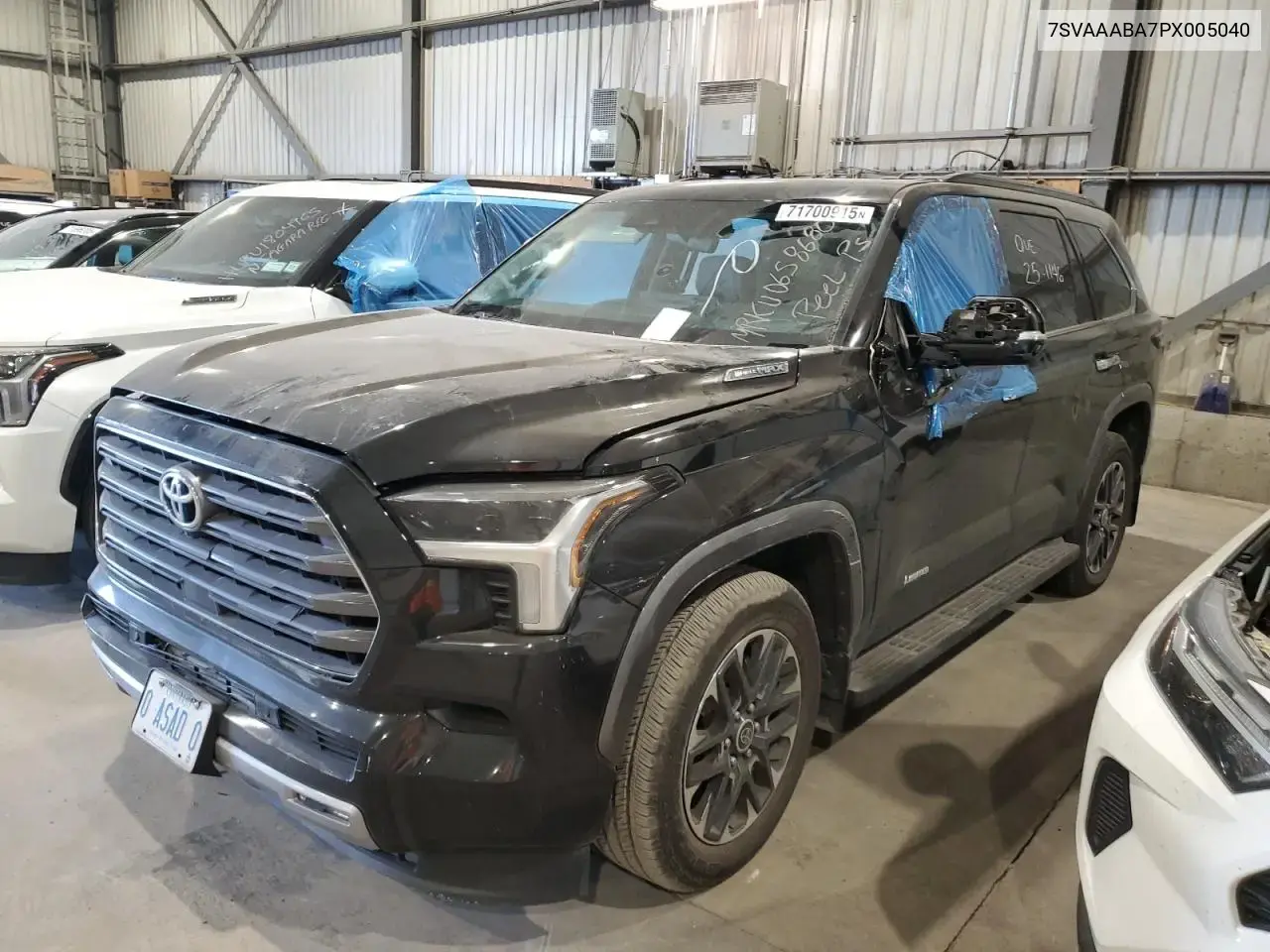 2023 Toyota Sequoia SR5
