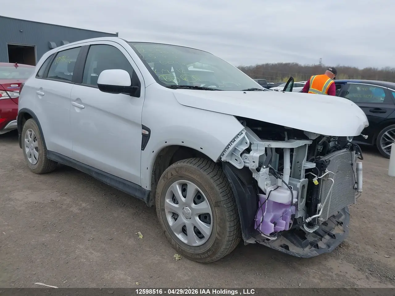2025 Mitsubishi Rvr ES