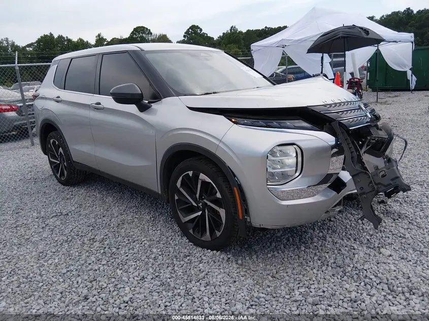2022 Mitsubishi Outlander ES 2.5 2Wd