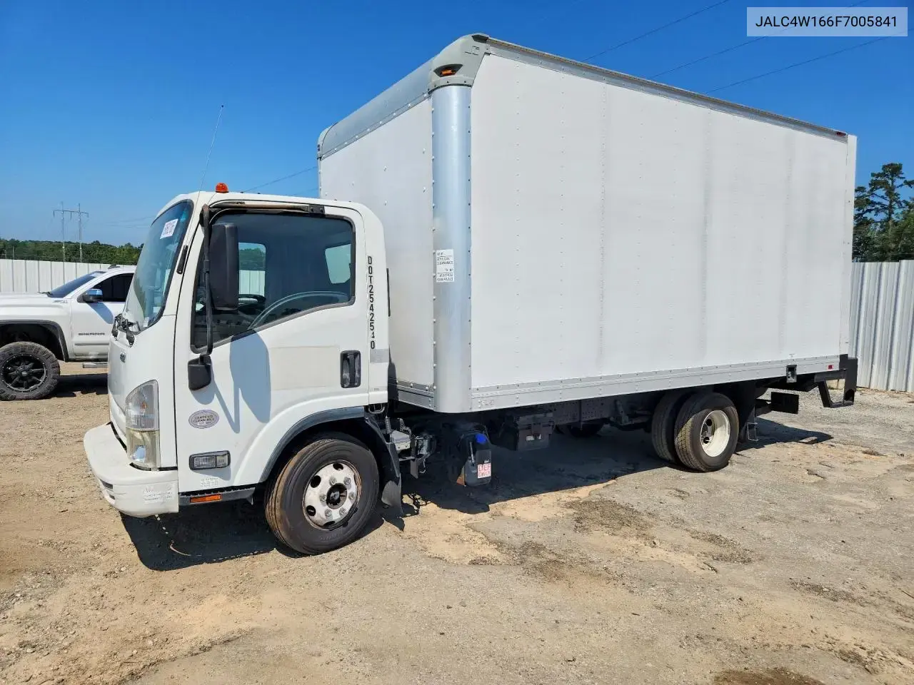 2015 Isuzu Npr HD Box Truck