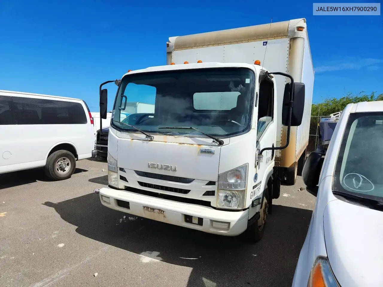 2017 Isuzu Nqr Box Truck