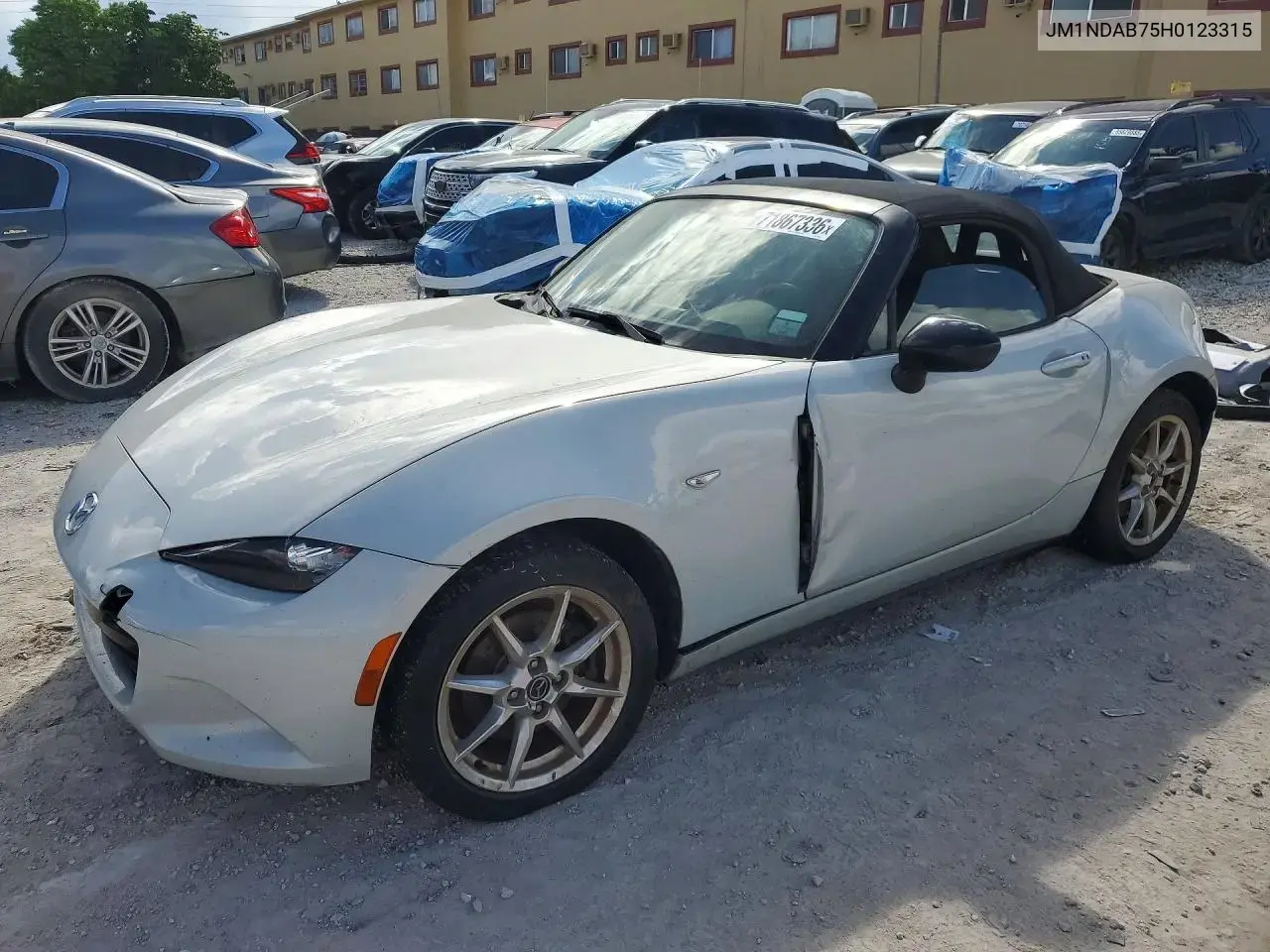 2017 Mazda MX-5 Miata Sport