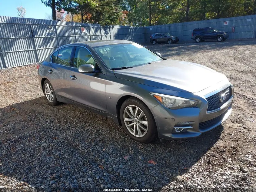 2015 Infiniti Q50 Premium