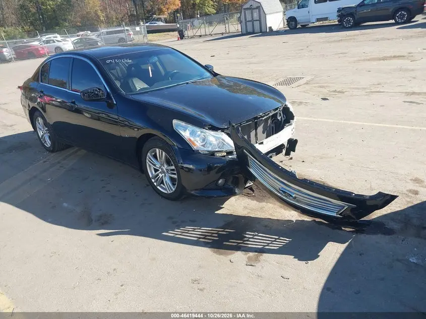 2015 Infiniti Q40