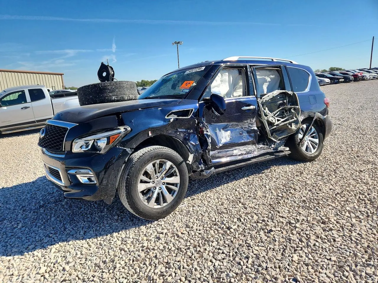 2017 Infiniti QX80 Base
