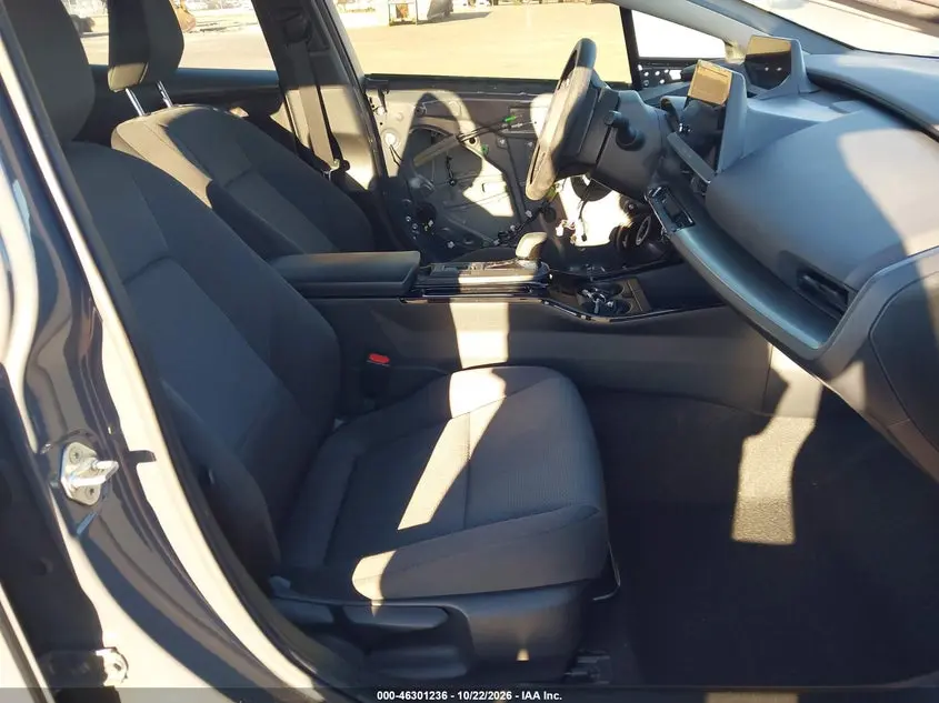 2023 Toyota Prius LE