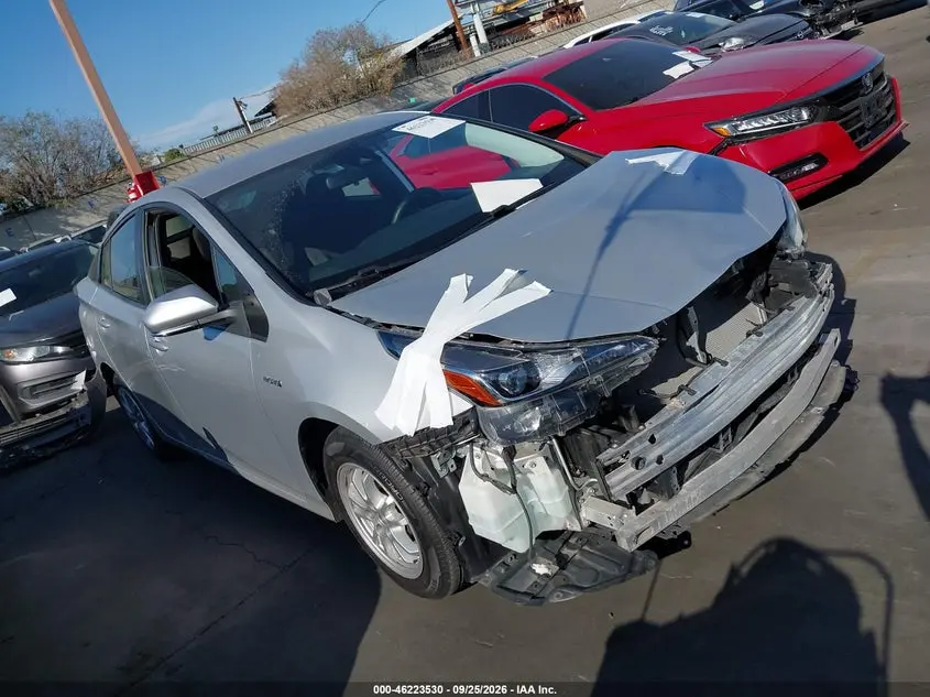 2021 Toyota Prius LE
