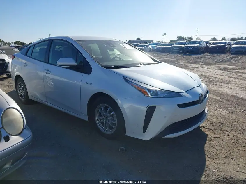 2022 Toyota Prius LE