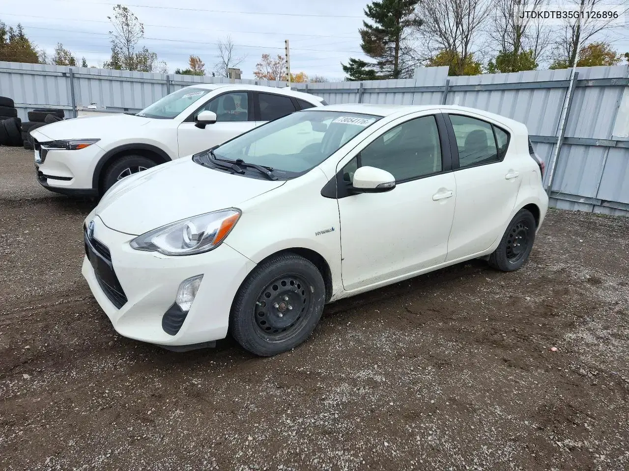 2016 Toyota Prius C One