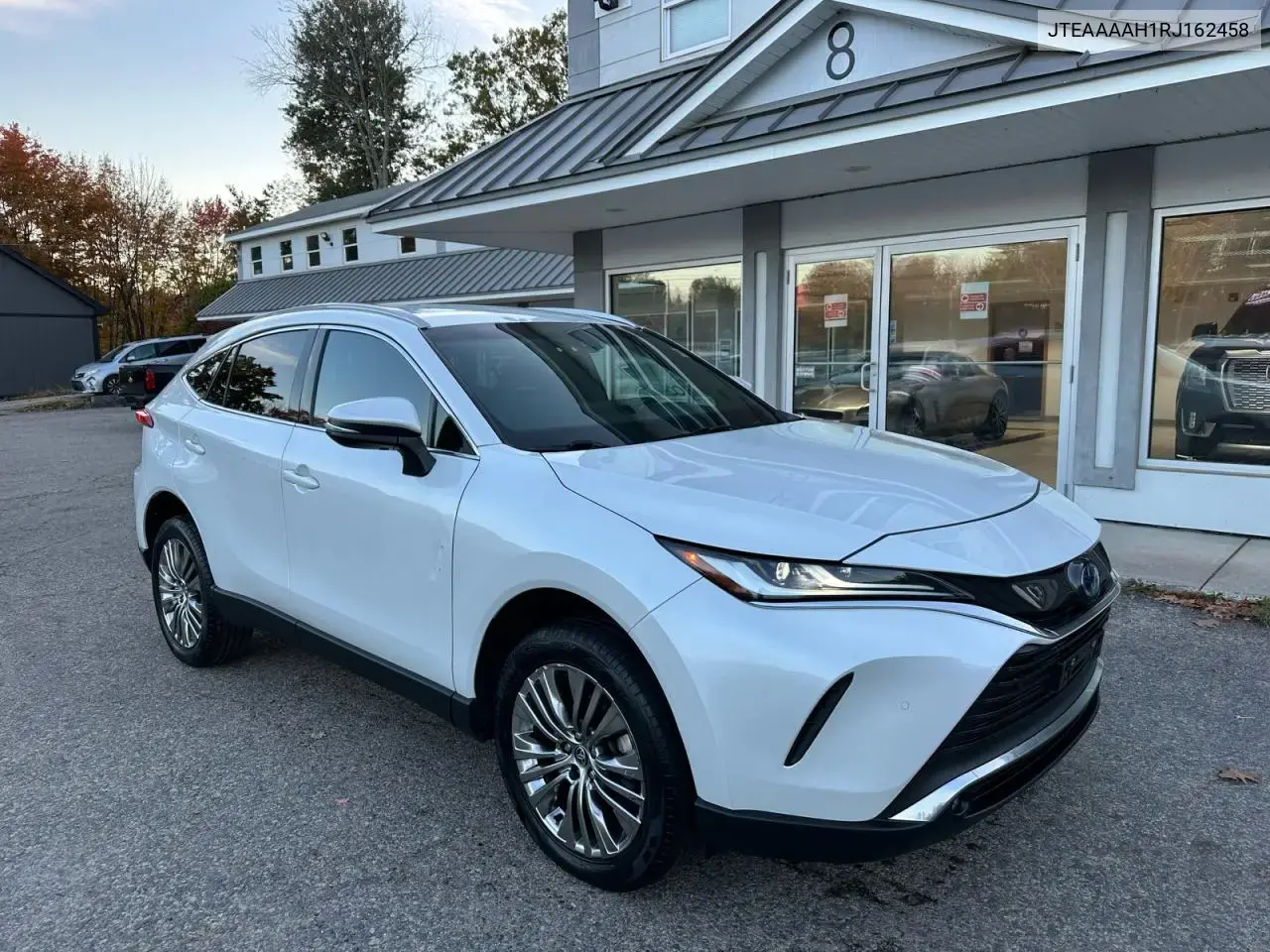 2024 Toyota Venza XLE
