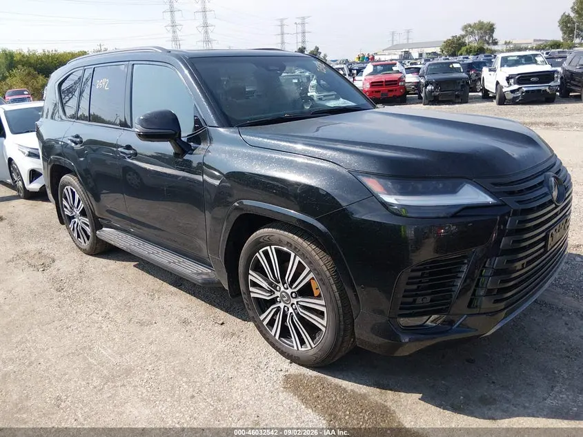 2025 Lexus LX 700h Luxury