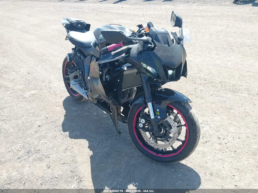 2025 Yamaha Yzfr7