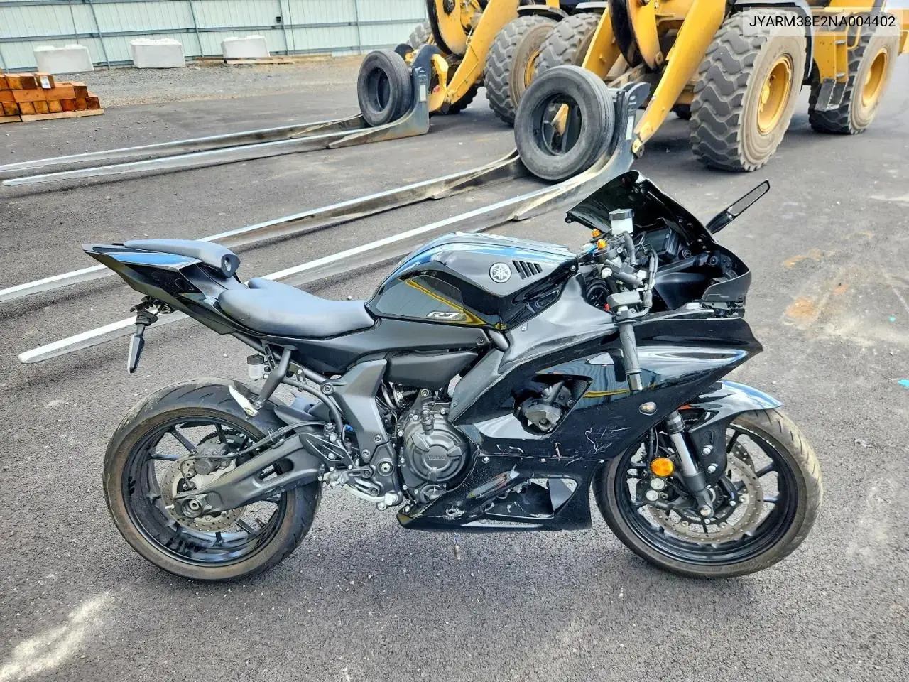 2022 Yamaha Yzfr7